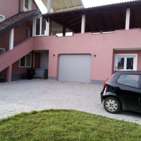 Studio Apartman Zagreb Horvati Rakov Potok Exterior foto